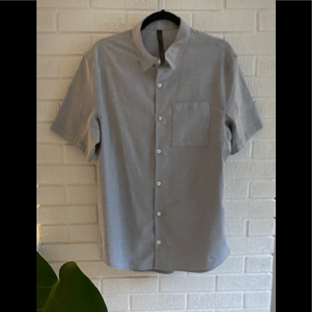 Lulu Lemon Short Sleeve Shirt